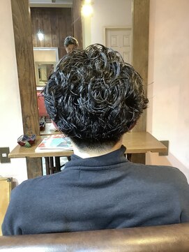 美容室 フィックス ナチュラルパーマ【メンズ】