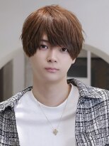 アーリー(Ali'i)&nbsp;顔まわり長めショートナチュラルヘアツーブロック