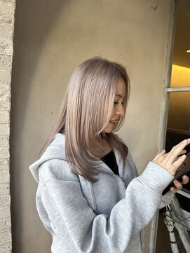 ジーナ 高槻(Zina) ホワイトベージュ×ハイレイヤー