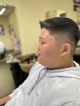 バーバーサトウ(BARBER SATO) フェザーアップ