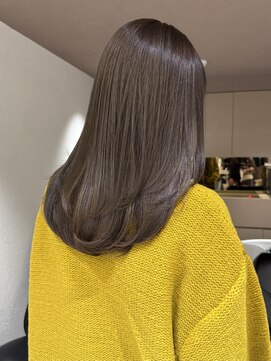 オリーブグレージュ/透明感カラー/レイヤーカット/恵比寿駅