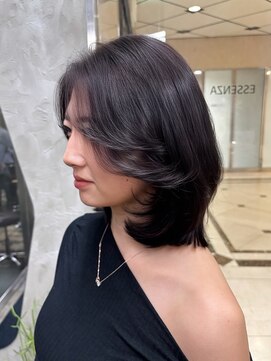 エッセンザ 梅田(ESSENZA) レイヤーボブ
