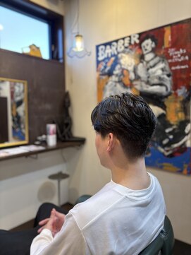 バーバー アカダマ フェザーパーマ