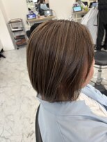 レプリカ 上大岡(Replica)&nbsp;前下がりボブ、白髪ぼかしハイライト10枚