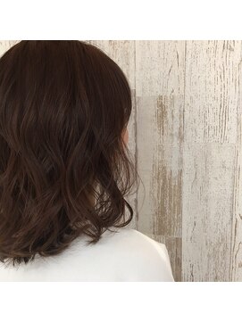 ラウレア(Laule'a) イルミナカラーベリーベージュ ラウレア新福島