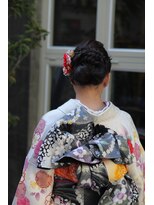 アンプレヴーアジュテ(Impre'vu ajoute)&nbsp;成人式、卒業式、謝恩会のご予約承ります