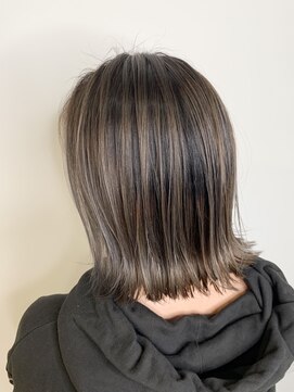 ライリー(riley) rileyバレイヤージュ×ヌーディアッシュ