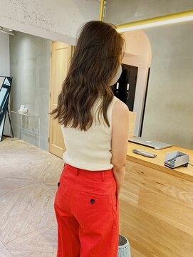 ローレン(LOREN) 【LOREN】毛先はまかないのがおすすめです！