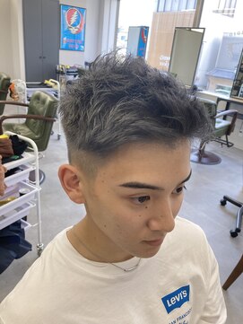 シャフト(SHAFT) フェードスタイル♪シルバーグレー♪