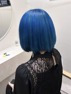 ラビス クローバー(Lovis clover) 夏にピッタリ！ブルーカラー♪あゆむ【熊谷、ダブルカラー】