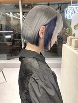 ファイブバイジエクト 堀江(FIVE by The Ect)&nbsp;シルバーグレージュ×切りっぱなしボブ×インナーカラーブルー8