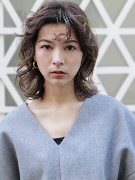 ピークアブー 銀座中央通り(PEEK-A-BOO) くせ毛を活かしても◎デジタルパーマのレイヤーボブ