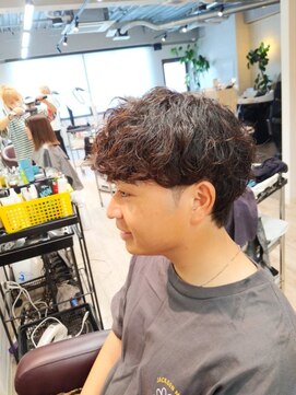 コワファーストナガサキシャンプーボーイ(COIFF1RST NAGASAKI SHAMPOO BOY) マッシュウルフ×シャドウパーマ