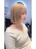 あご下2cm顔周りレイヤーボブ 大阪梅田 ホワイトミルクティー