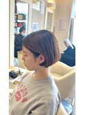 耳かけショートボブ