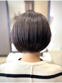 ショートボブスタイル/寒色系グレイカラー