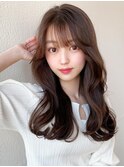 後れ毛が可愛い顔周りレイヤーハイレイヤーロング