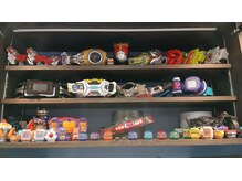 ソニード(SONiDO)の雰囲気（趣味の棚があります！）