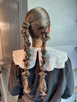 シャルムバイケンジ(Charm.by KENJE)&nbsp;【ツインポニーテール】結婚式/銀座/ヘアセット/アレンジ