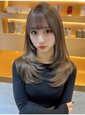 韓国ヘアレイヤーカットハッシュカットミルクティーベージュ