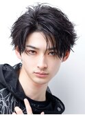束感韓国系フェザーショート