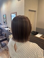 ハロ 蕨(HALO)&nbsp;細めハイライトでつくる透明感カラー【阿部佑香】