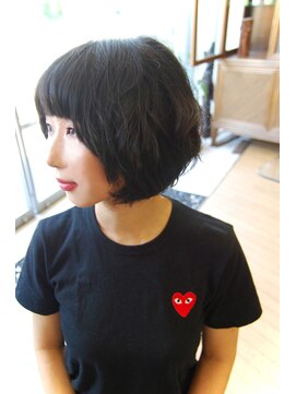 ベル(BELL) ナチュラルなクセを生かしたショートスタイルです。BELL桜新町