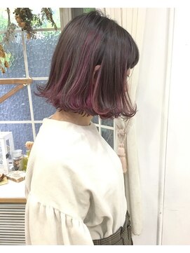 クラン(clan) 綺麗なお姉さんミディ＃ネイビーカラー美髪フレンチボブ