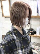 コス(kos)&nbsp;大人可愛い/ココアベージュ/グレージュカラー/ボブウルフ/黒髪