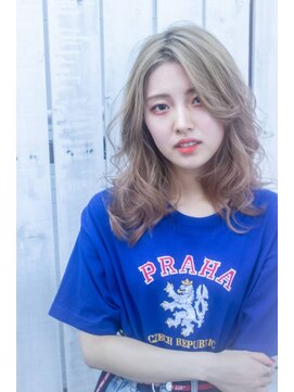 ベル 難波(Belle) 透明感溢れるヌーディーカラー