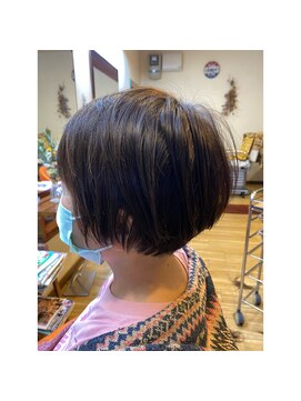 キキ 美容室(KIKI) ふんわり可愛いショートスタイル