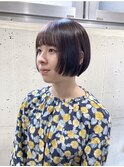前上がり丸みボブ