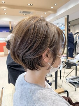 ヘア スパ ビューティー エールフォルム(HAIR SPA BEAUTY YELLFORME) 耳掛けショート
