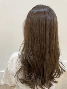 カール 鶴川店(K：R) ヨシンモリヘア