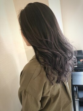 ルッソリベラ 池袋(Lusso libera) グレーベージュ×レイヤーロング 池袋/30代40代50代