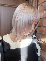 キャロルガーデンズ ボコカ 表参道(Carroll Gardens bococa)&nbsp;ウルフマッシュ　透明感カラー　レイヤー　ホワイトベージュ