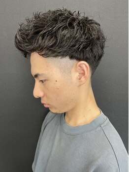 ビューティースタジアム529 ゴーニーキュー(BeAuTy STADIUM 529)の写真/Men'sカット＋眉カット¥4200/好印象なビジネススタイルをマンツーマンで◎[春日/JR南福岡]