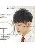 メンズビジネス爽やかツーブロマッシュ　理容室眉毛カット顔剃り