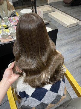 オリーブカラー