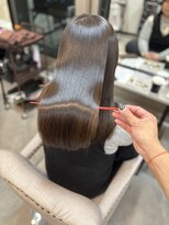 ハル 新宿(haru) 天使の輪ができる程の美髪