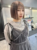 ケンジ 横浜(KENJE) ローライト/ミルクティーベージュ/切りっぱなしボブ/横浜美容室