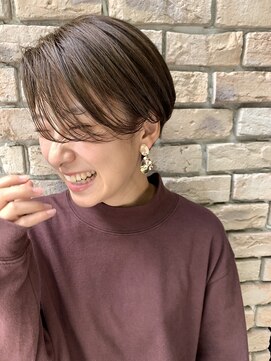 ミィ 表参道(mee.) 【mee.】ブチ キレイなショートヘア 表参道