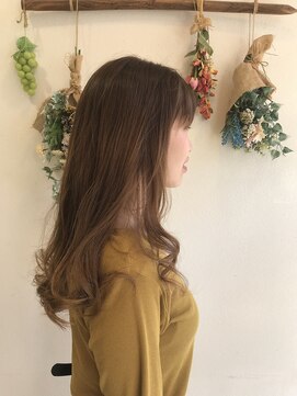 レイビューティー 浜町中央橋店(RAY+beauty) ベージュ