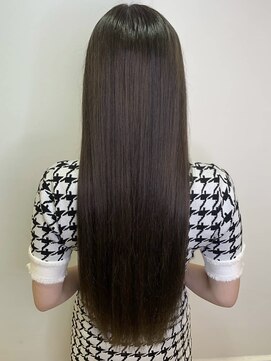 リル 川西(LiL') ☆ツヤ髪♪☆ LiL' 髪質改善ストレート