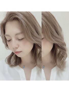 エン(en) ペールシルバーグレージュカラー