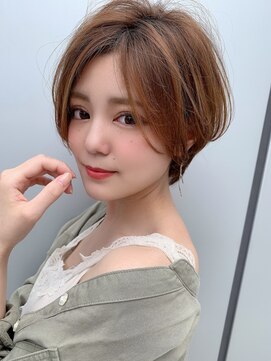 ルームバイシー 新宿(Loom. by Sea) 大人クールな印象に☆ハイライトカラーハンサムショート