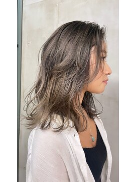 ソルトウォーター 南堀江(SALT WATER) グレージュ