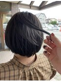 ダークグレージュ