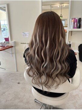 クラン ヘアーアンドスタジオ(CLAN hair & studio) 沖縄美容室/沖縄ハイトーン/沖縄エクステン /プルエクステ