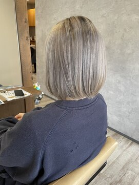 シキ(C key) ホワイトボブ